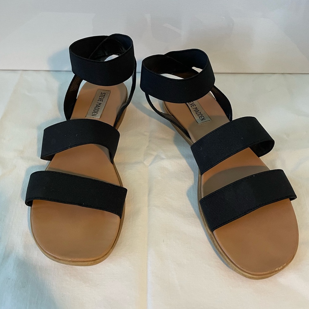 Steve Madden black stretch sandals